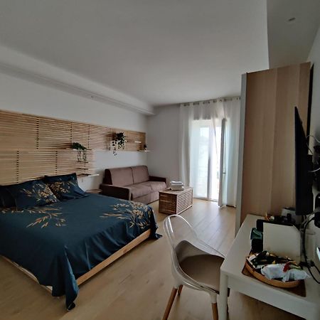A'Mmare Casa Vacanze Bisceglie Extérieur photo